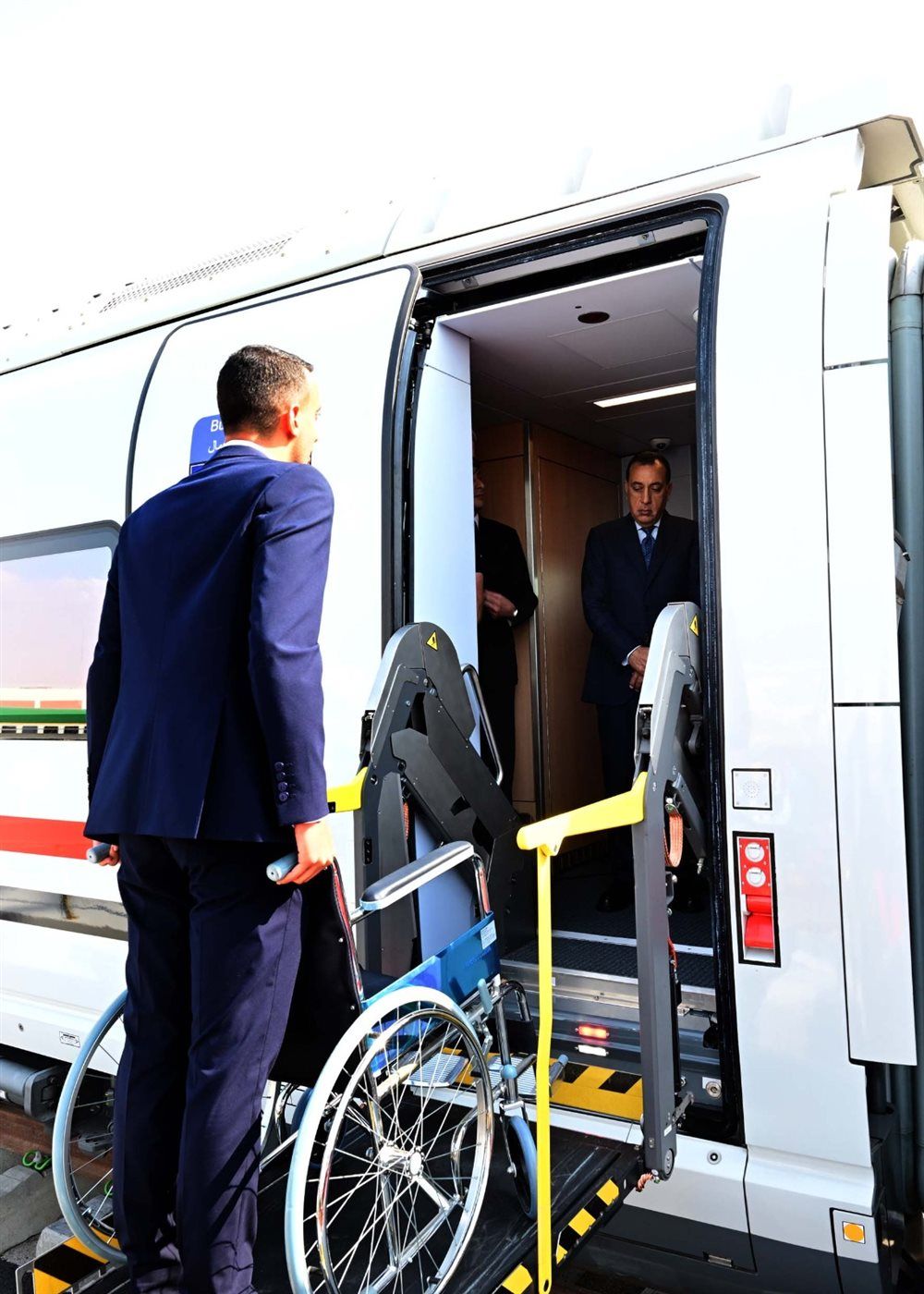 جولة رئيس الوزراء