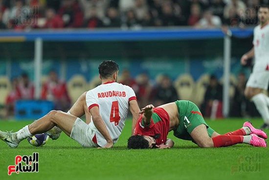 التحامات قوية خلال المباراة