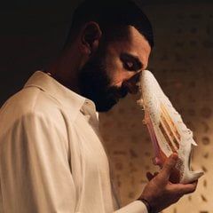 محمد صلاح والحذاء الجديد محمد صلاح والحذاء الجديد