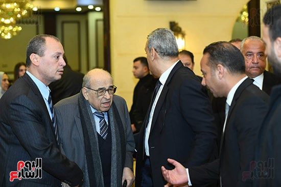 مصطفى الفقى فى عزاء صابر عرب