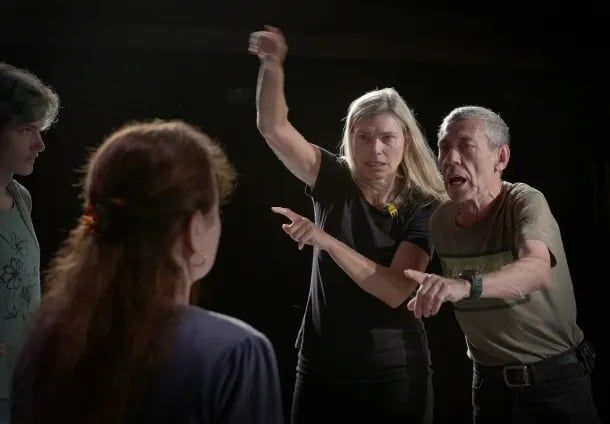 التمثيل المسرحي بالتشيك