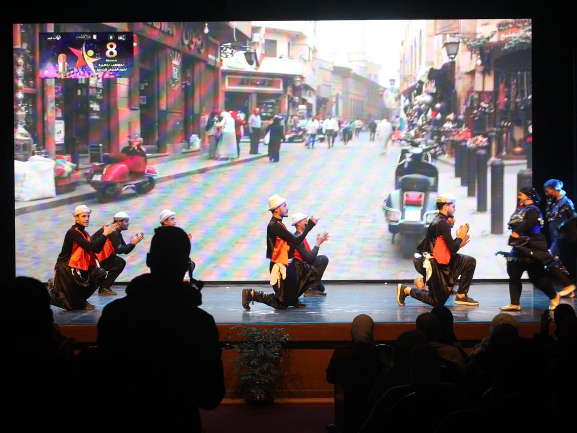 عروض حفل ختام الموسم الثامن من المواهب الذهبية عروض حفل ختام الموسم الثامن من المواهب الذهبية