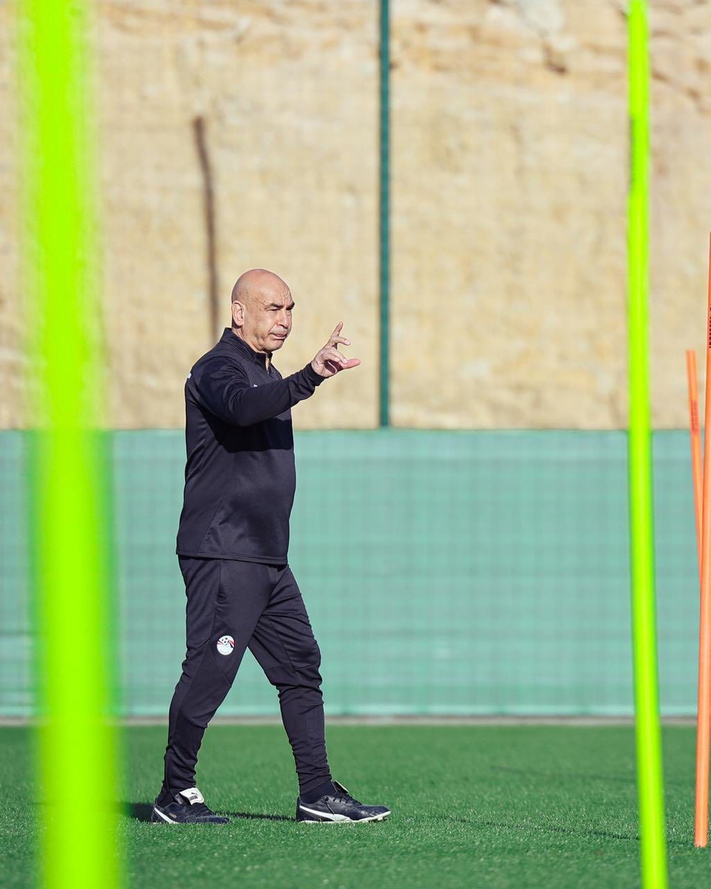 تعليمات حسام حسن تعليمات حسام حسن