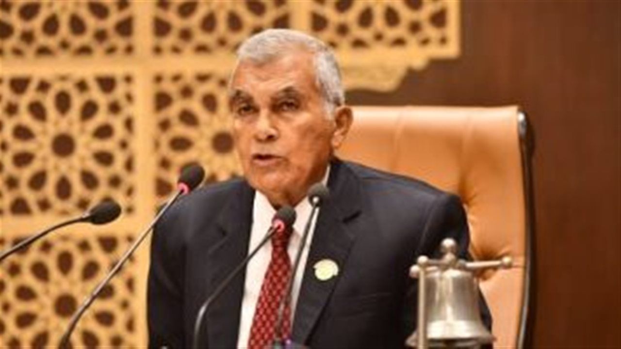 مجلس الشيوخ يُناقش تنظيم استخدام الأطفال للهواتف وحمايتهم من مخاطر الإنترنت