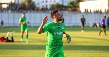 صلاح محسن يقود هجوم المصرى أمام الزمالك بالكونفدرالية
