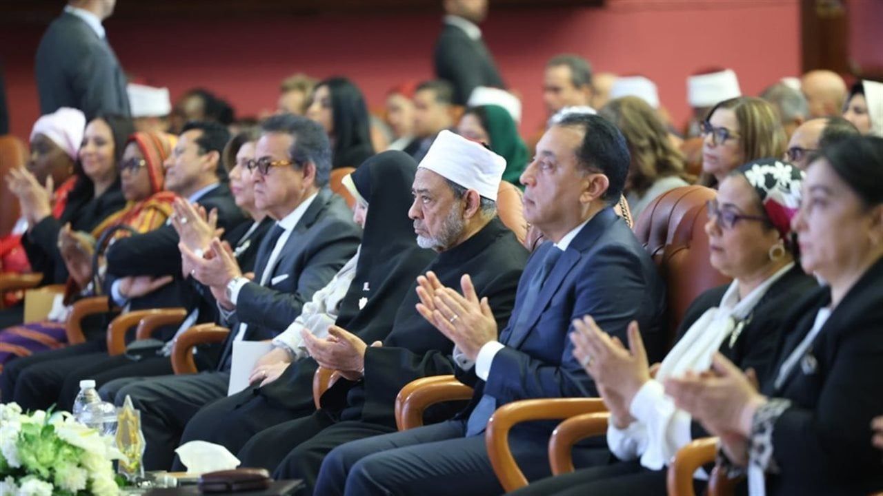 مسئولون وخبراء بمؤتمر الأزهر للمرأة يطالبون بسياسات تشريعية ومصرفية لتعزيز الشمول المالي