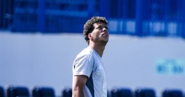 إمام عاشور يواصل التدريب مُنفردا قبل تدريبات الأهلى الجماعية فى التتش