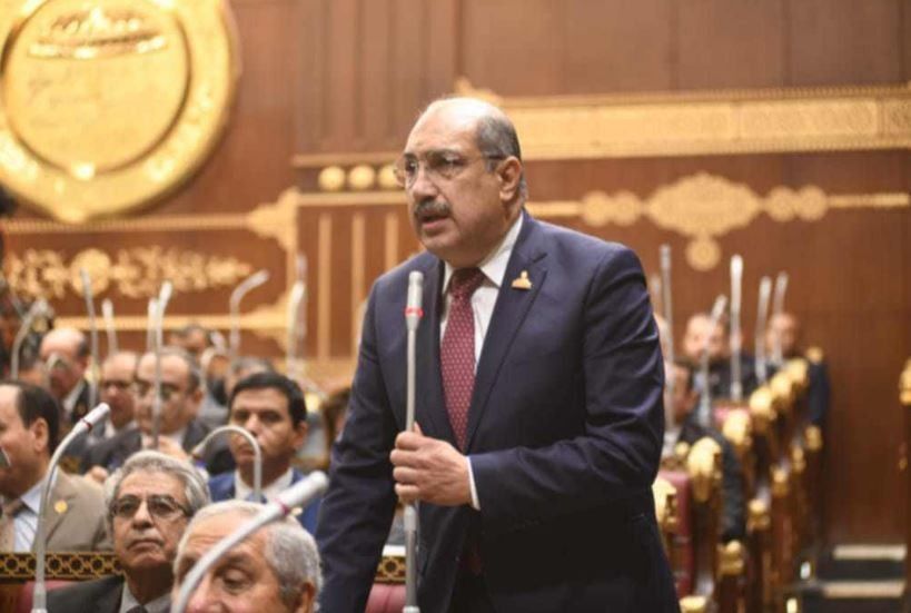 إيهاب وهبة يحذر من مخاطر تغيير الجينات في عقول الأطفال بسبب السوشيال ميديا