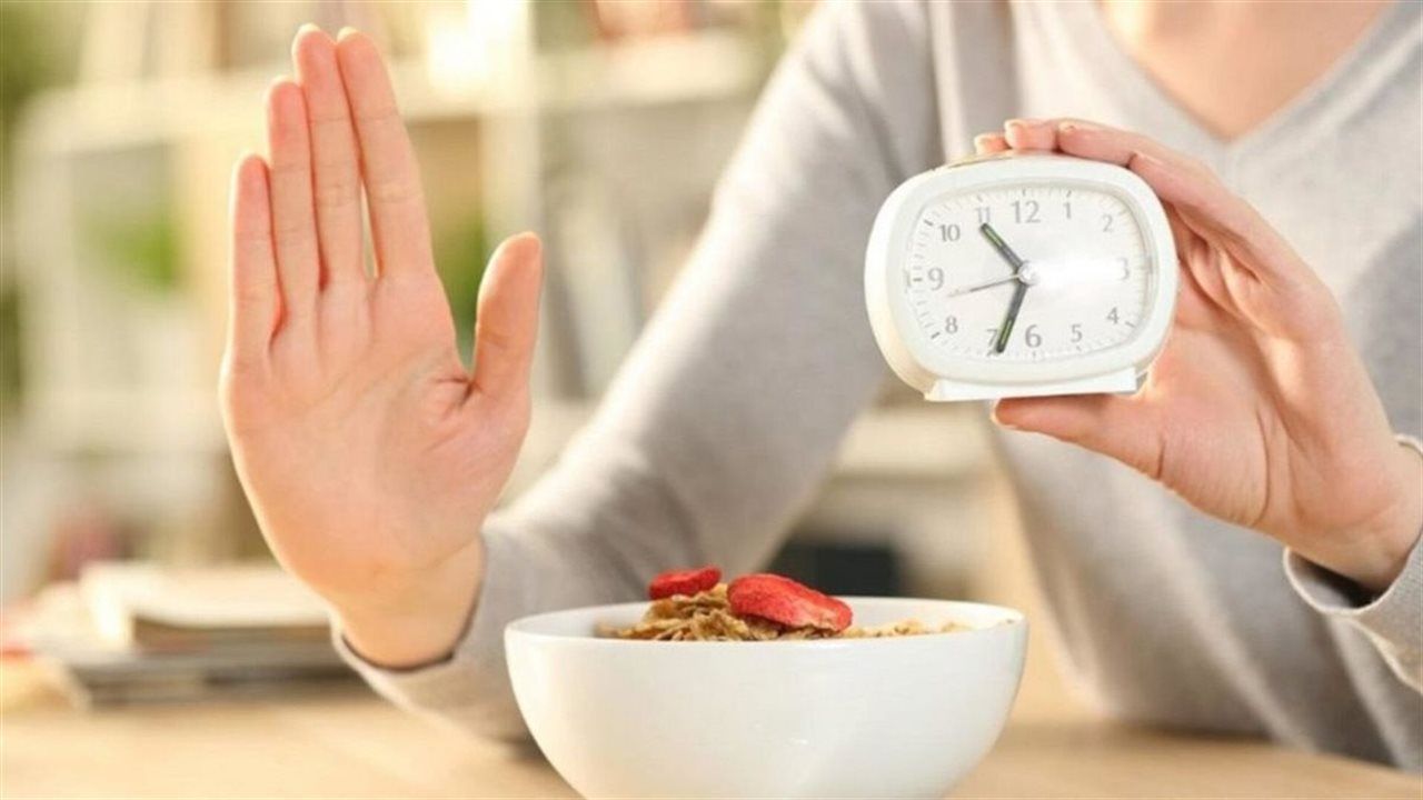 ضغط الدم في رمضان.. أطعمة ممنوعة ونصائح لتجنب الهبوط والصداع