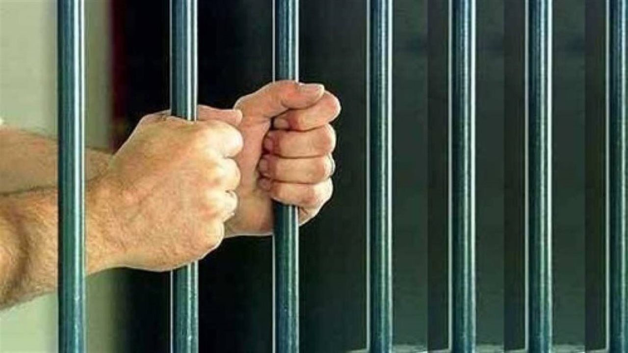 حبس متهم بسرقة دراجة نارية من أمام مستشفى في الساحل