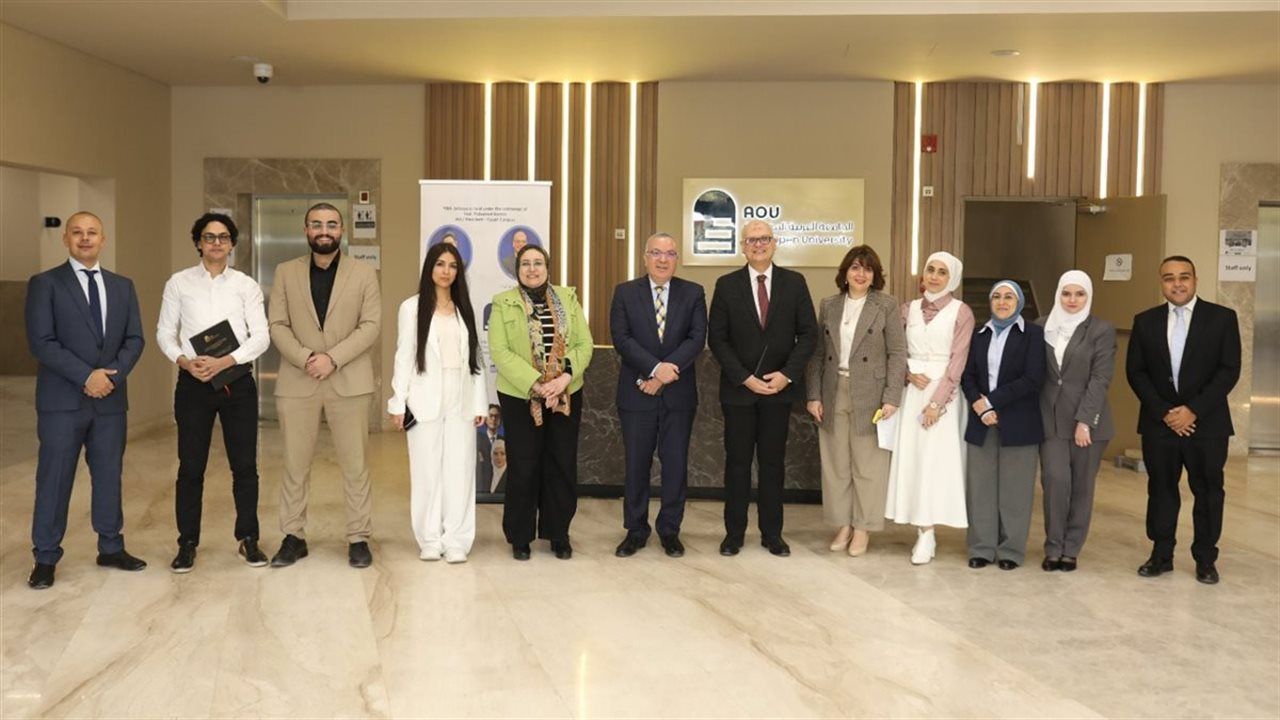 الجامعة العربية المفتوحة بمصر تحتفي بمناقشة مشروعات تخرج لماجستير إدارة الأعمال (MBA)