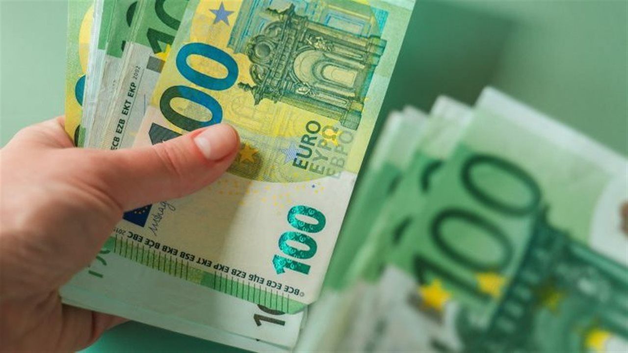 أسعار اليورو مقابل الجنيه المصري اليوم الأحد في بنك الكويت الوطني