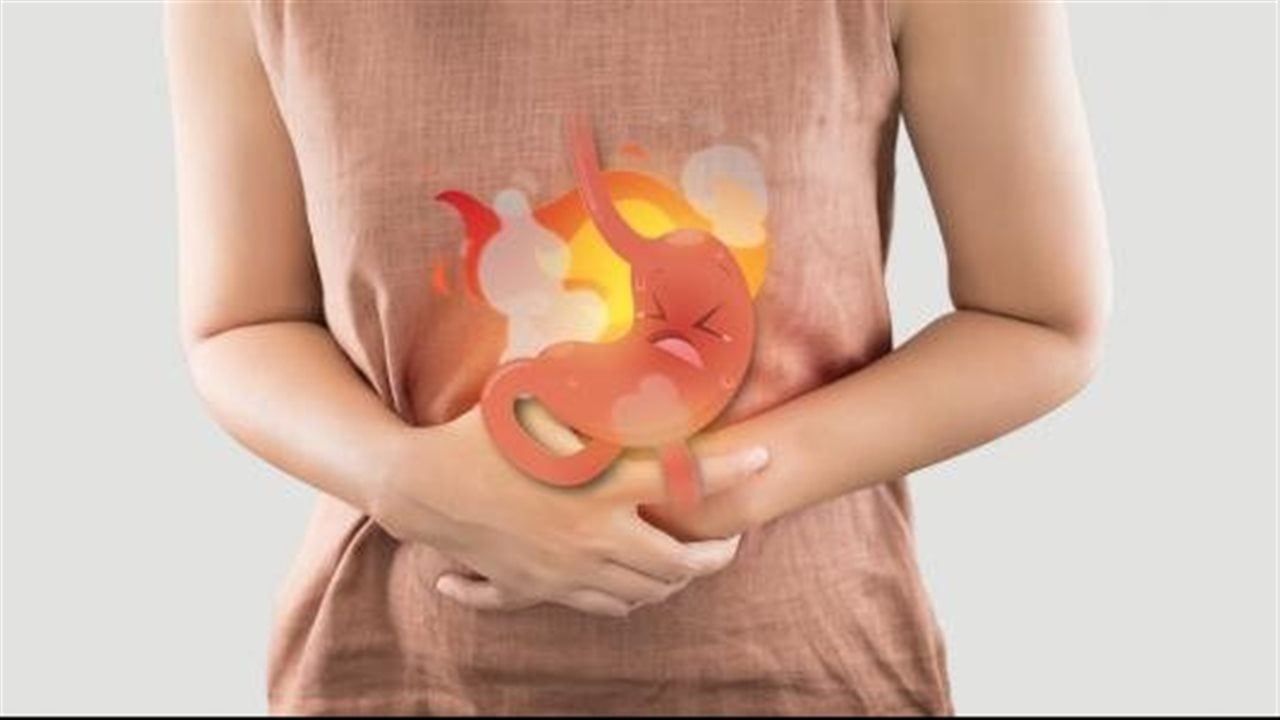 أخطاء على مائدة الإفطار والسحور قد تزيد من حدة الحموضة وارتجاع المريء في رمضان