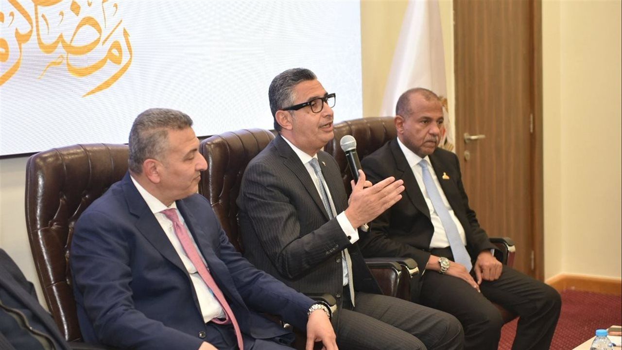 وزير التموين يعقد اجتماعًا موسعًا لتأمين احتياجات المواطنين خلال رمضان