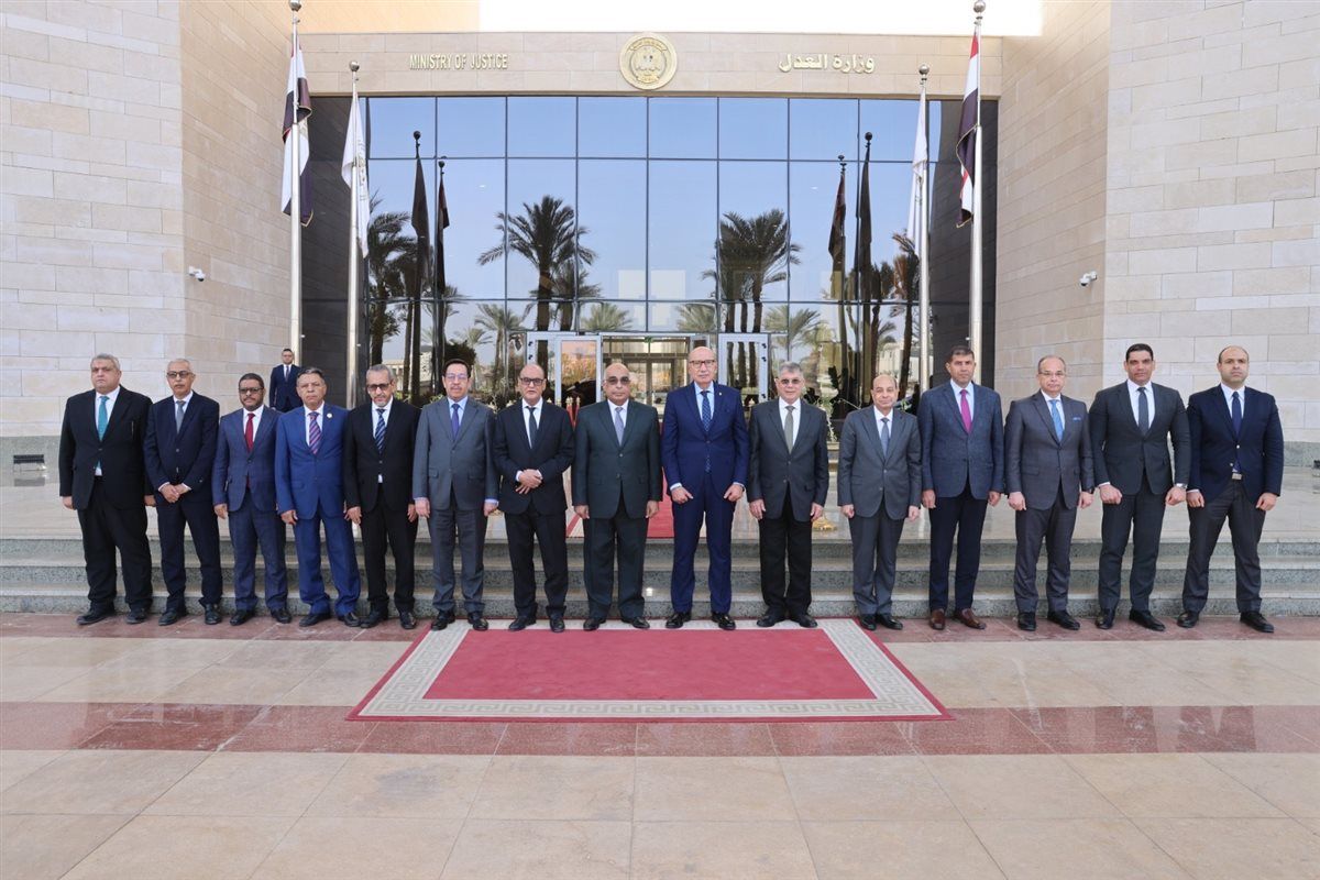 وزير العدل يستقبل رئيس المحكمة العليا بموريتانيا