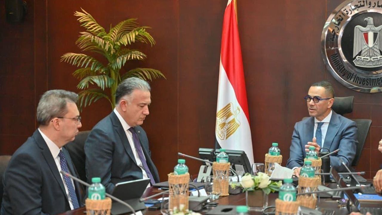 وزير الاستثمار يستعرض مع مسؤولي "إكزاشيباشي" التركية فرص ومقومات الاستثمار بالسوق المصري