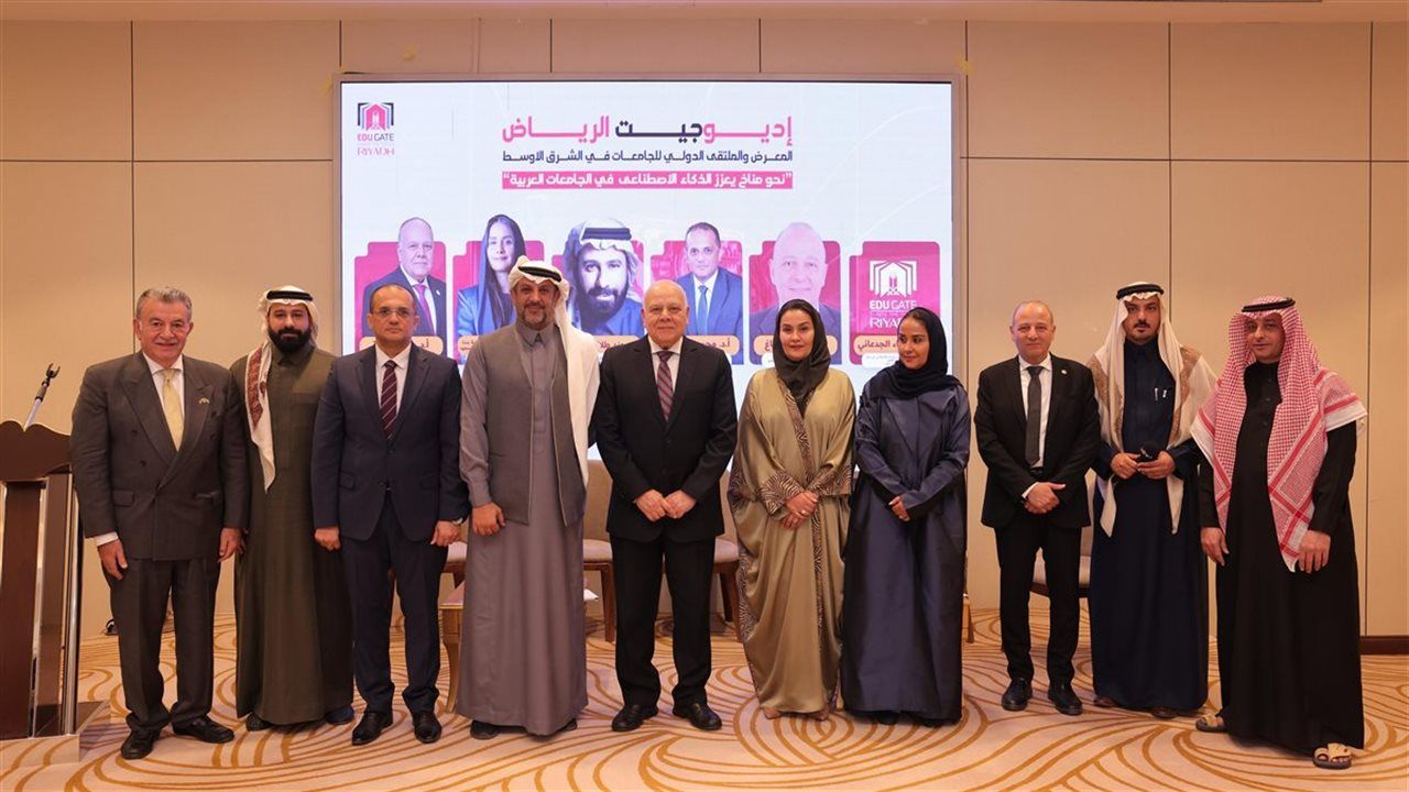 عمرو عزت سلامة: مستقبل الجامعات العربية مرهون بدمج الذكاء الاصطناعي دون التفريط في دورها الإنساني