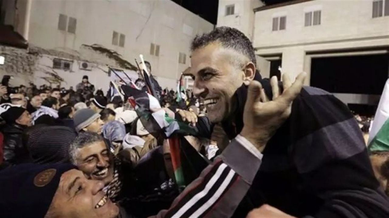الاحتلال الإسرائيلي يفرج عن تسعة أسرى فلسطينيين