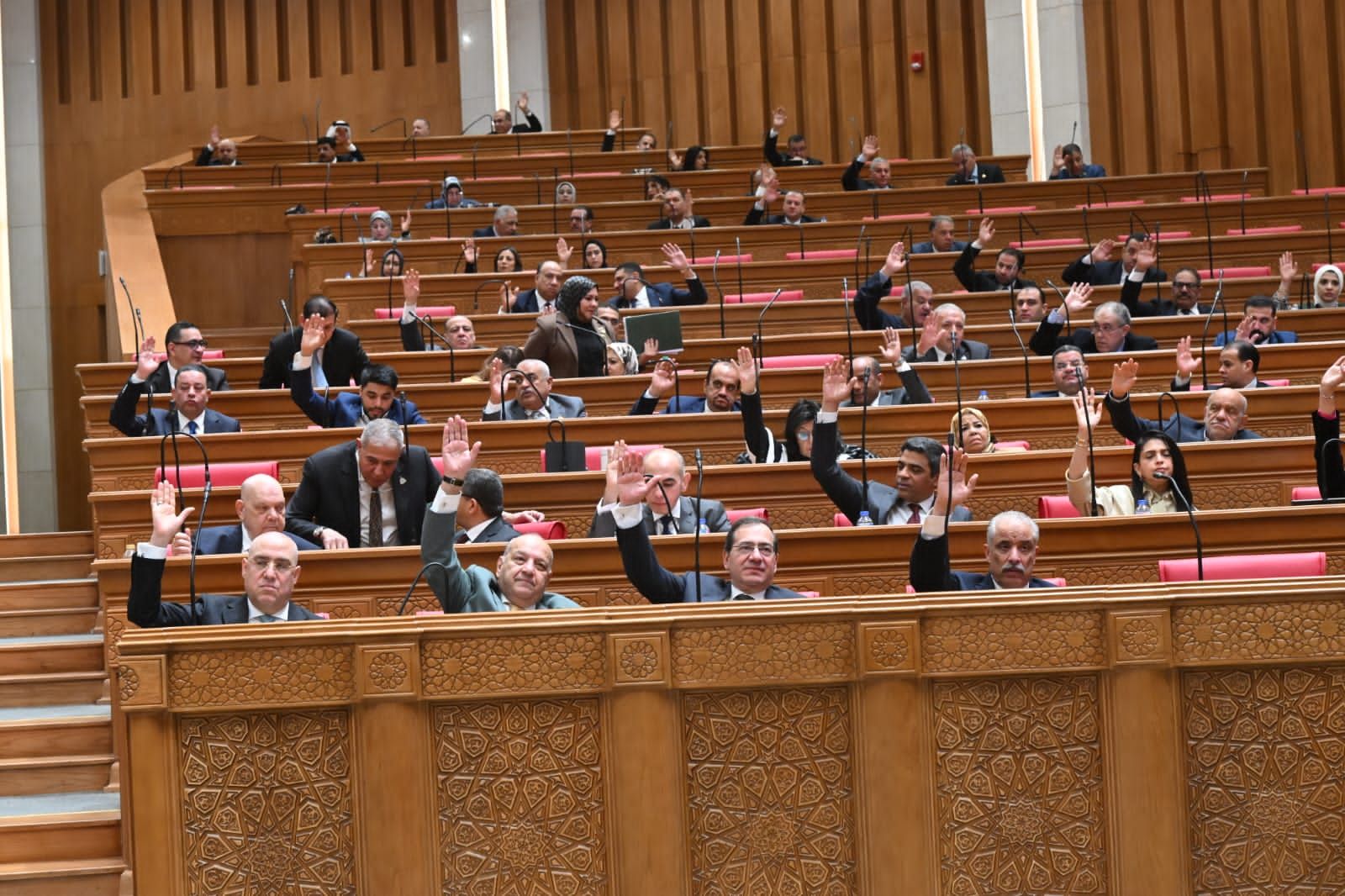 رئيس برلمانية الشعب الجمهوري يوافق على منحة بنك التنمية الأفريقي ويطالب بتوسيع الاستفادة منها