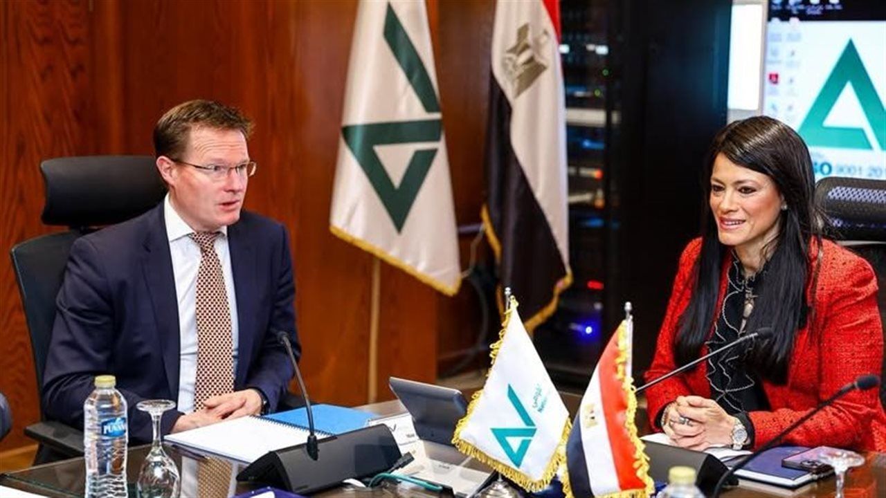 وزيرة التخطيط: نعمل على تعظيم العائد من الاستثمارات في البنية التحتية