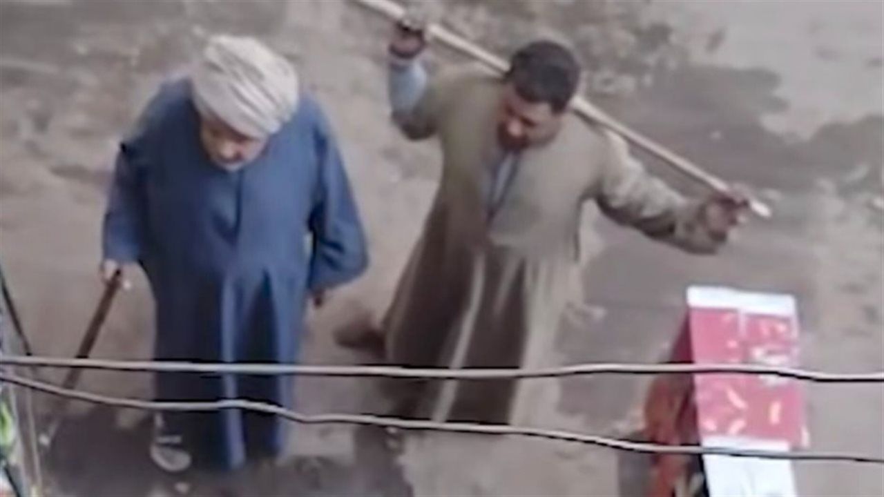 اعتداء على ربة منزل وبناتها بالمربعات.. النيابة تحبس المتورطين 4 أيام