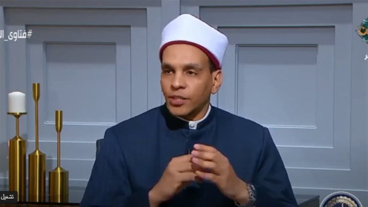 ما حكم تركيب المحاليل للصائم في رمضان؟.. أمين الفتوى يرد
