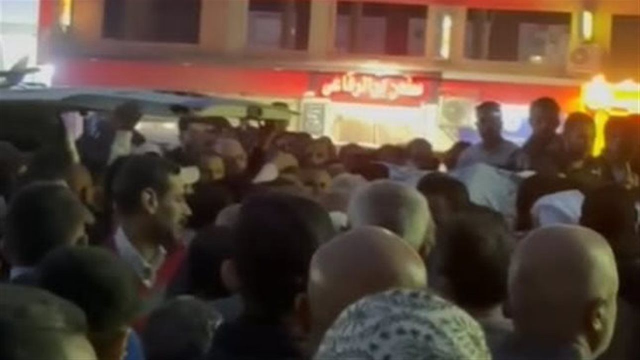 جنازة مهيبة لشاب قُتل على يد مسجل خطر وآخرين في أبو تلات بالإسكندرية
