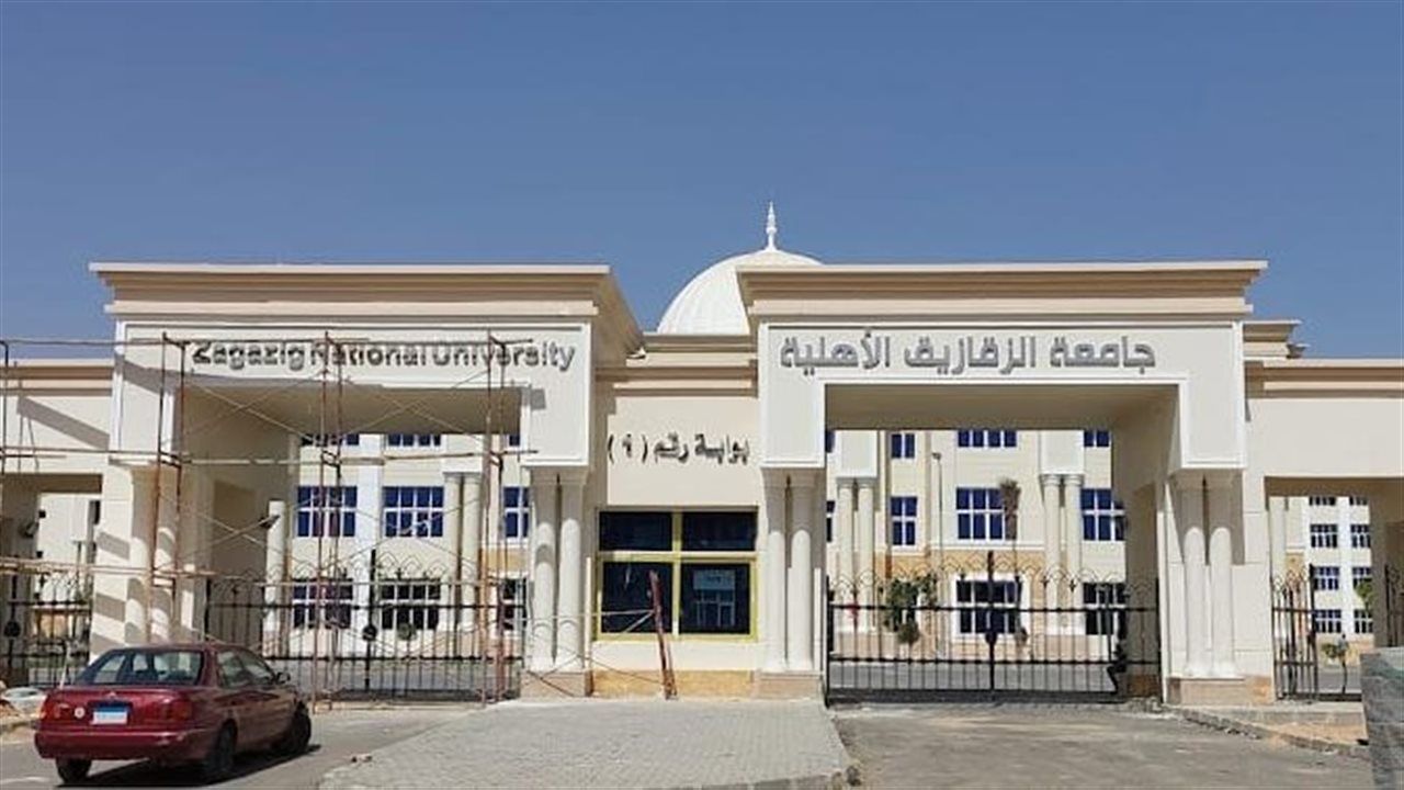 نائب رئيس جامعة الزقازيق يلتقي منتخب الفنون الشعبية لتصفيات مهرجان «إبداع»