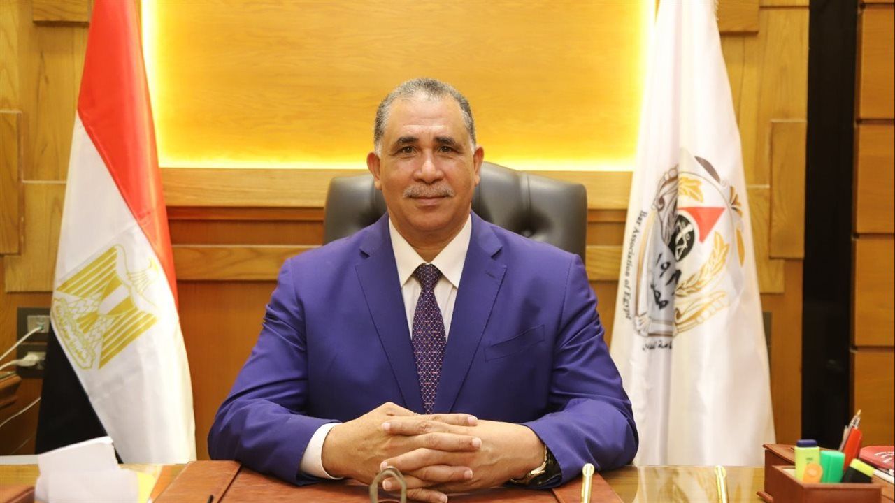 نقيب المحامين يتلقى دعوة لحضور مؤتمر التحكيم في عقود الاستثمار بجامعة القاهرة