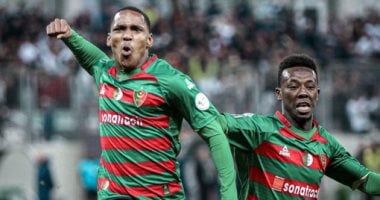 مولودية الجزائر يتفوق على الهلال السوداني بثنائية في الشوط الأول