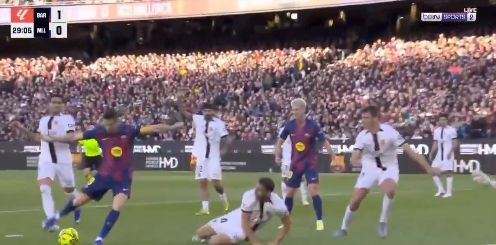 برشلونة ضد مايوركا.. روبرت ليفاندوفسكي يسجل الهدف الأول لـ برشلونة في مرمى ريال مايوركا بالدوري الإسباني