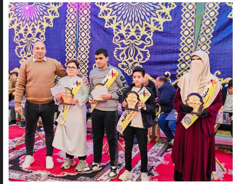 تكريم الفائزين فى مسابقة حفظ القرآن بمركز شباب الشهيد النقيب محمود نجدي