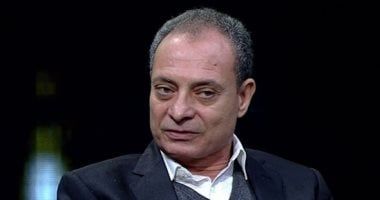 حسين حمودة: الإبداع الفردى هو الأصل وبرامج الذكاء الاصطناعى لا تصلح للأدب