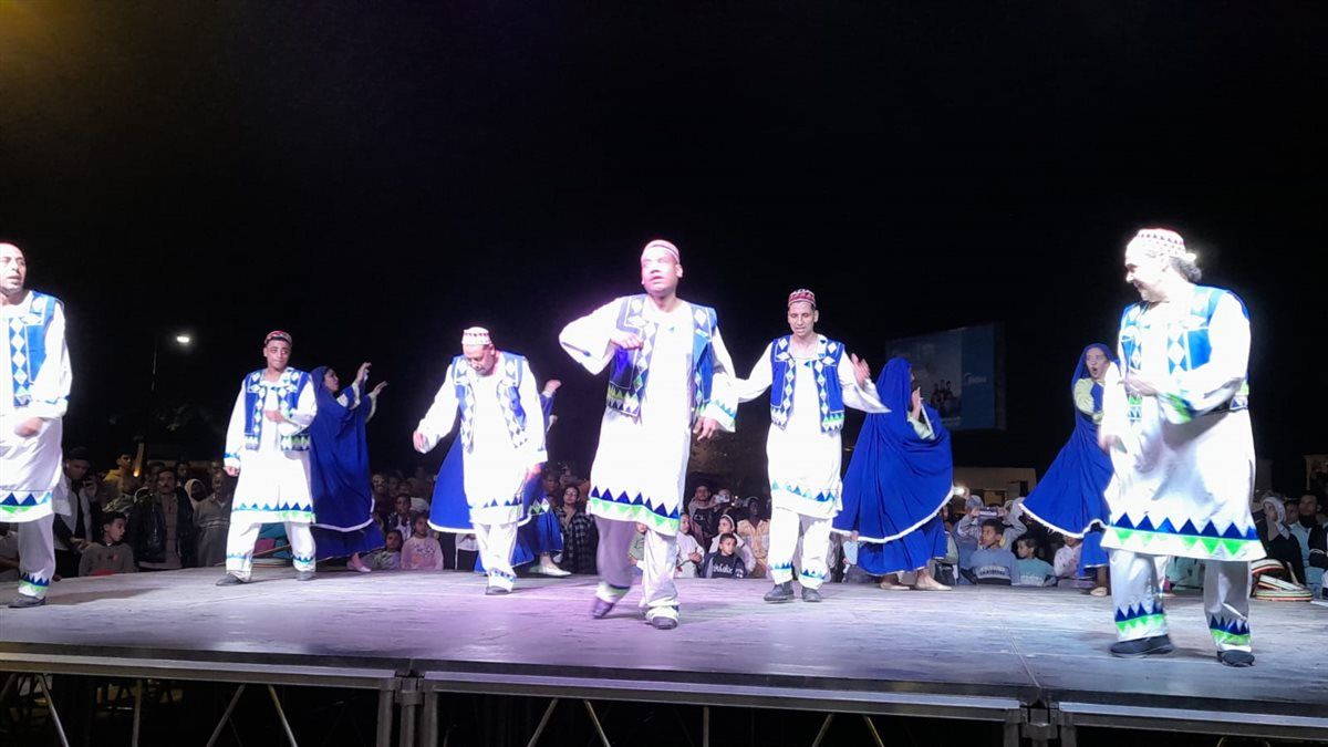 مهرجان أسوان الدولي الـ13.. تألق فرق مونتنيجرو وكازاخستان ولاتفيا والعريش بفلكلور مبهج