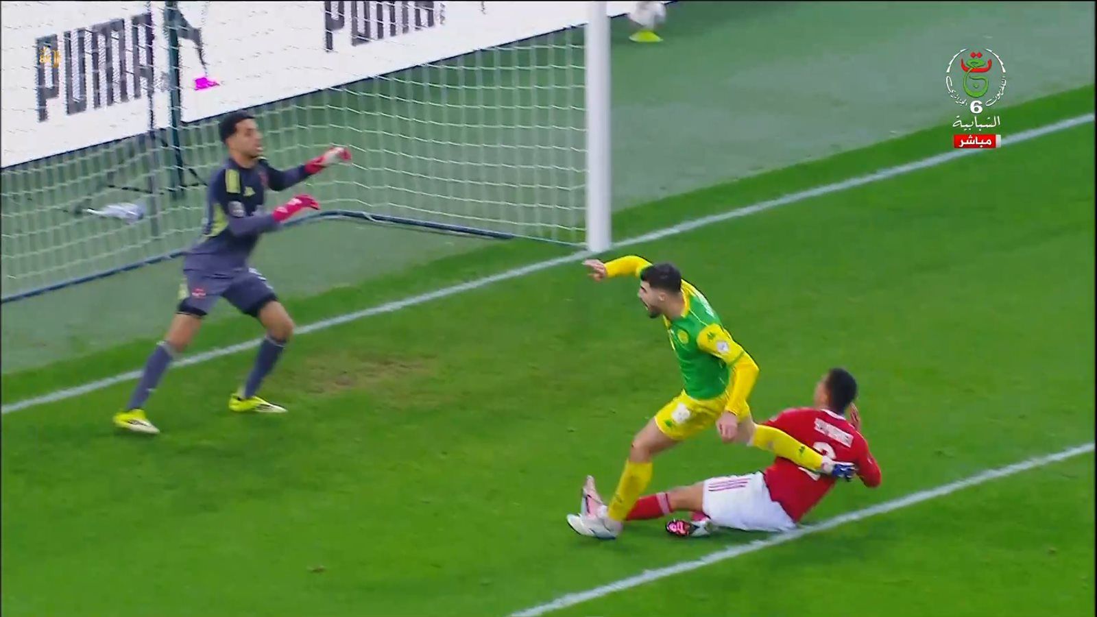 الاهلي.. انتهاء الشوط الأول بالتعادل السلبي بين الأهلي وشبيبة القبائل في دوري أبطال إفريقيا
