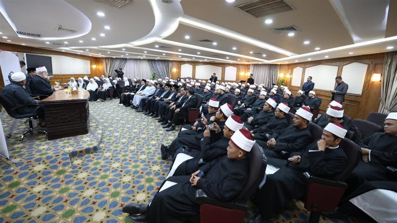 الضويني: خريجو الأزهر محملون بأمانة الكلمة وأكاديمية الأزهر لتدريب الأئمة