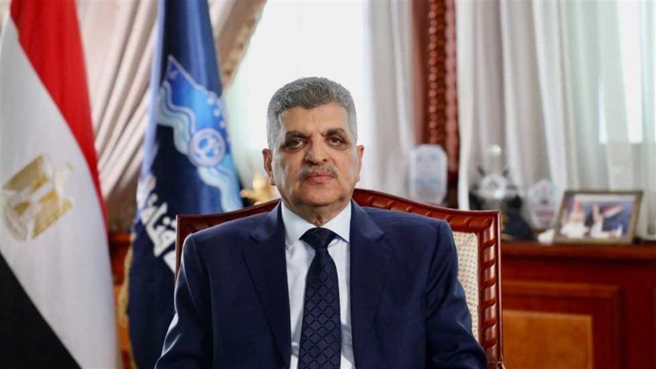 رئيس قناة السويس يعلن ارتفاع إيرادات القناة بنحو 24.5% قبل نهاية 2025