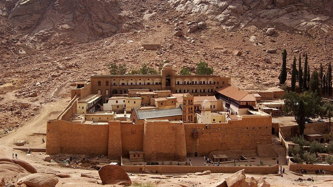 أجواء شتوية مستقرة.. حالة الطقس في سانت كاترين اليوم الأحد 8 فبراير