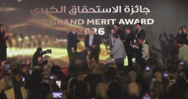 يحيى الفخرانى من حفل تكريمه بجائزة الاستحقاق: شكرا للفنان فاروق حسنى