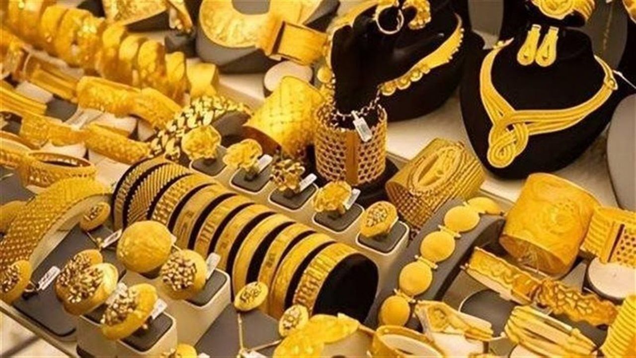 أسعار الذهب اليوم الإثنين 9 فبراير 2026 لحظة بلحظة بمحلات الصاغة