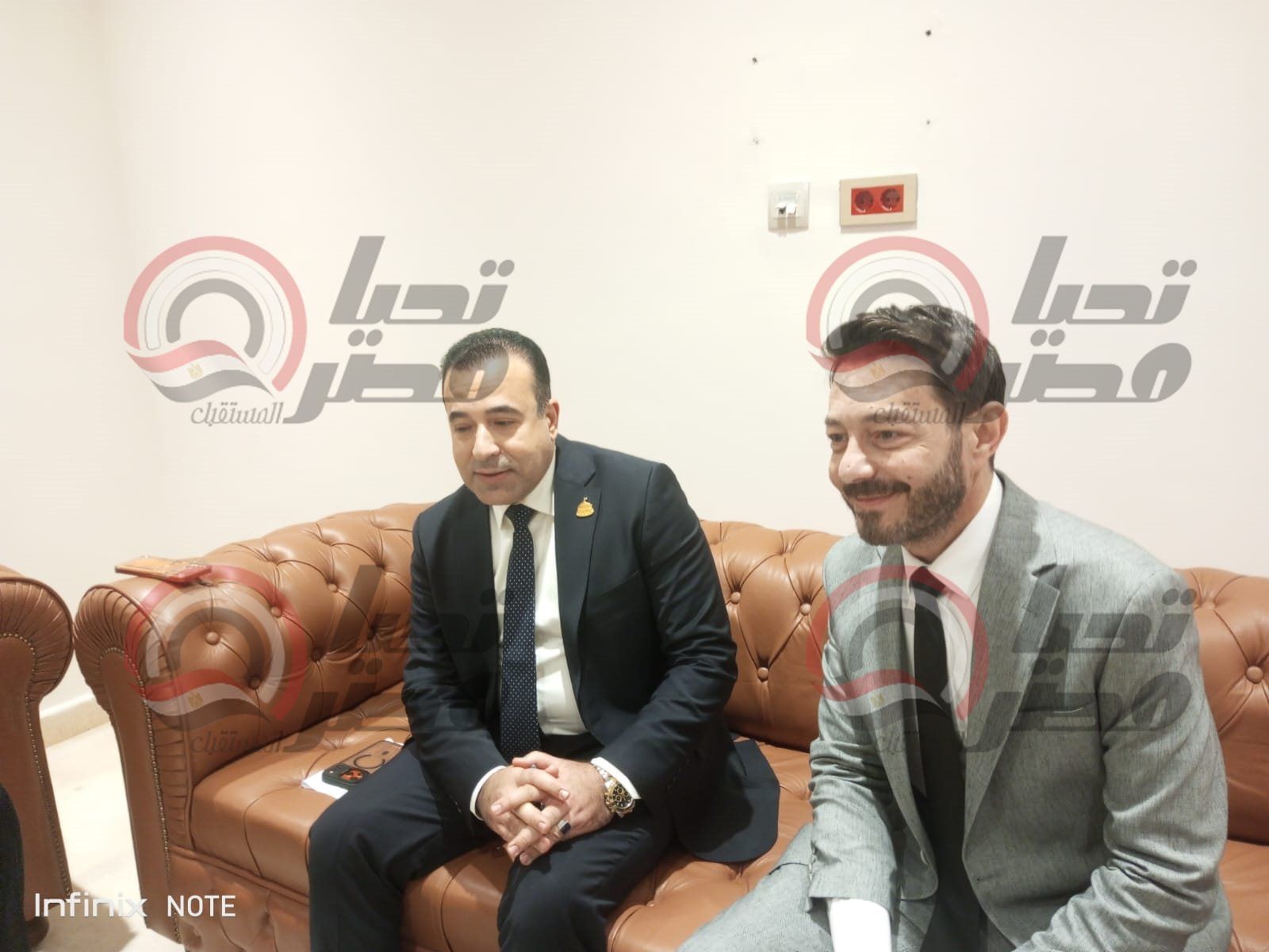 الفنان أحمد زاهر يشارك في اجتماع لجنة الإتصالات لمناقشة اعداد مشروع قانون تحديد ضوابط استخدام التكنولوجيا للأطفال.. صور