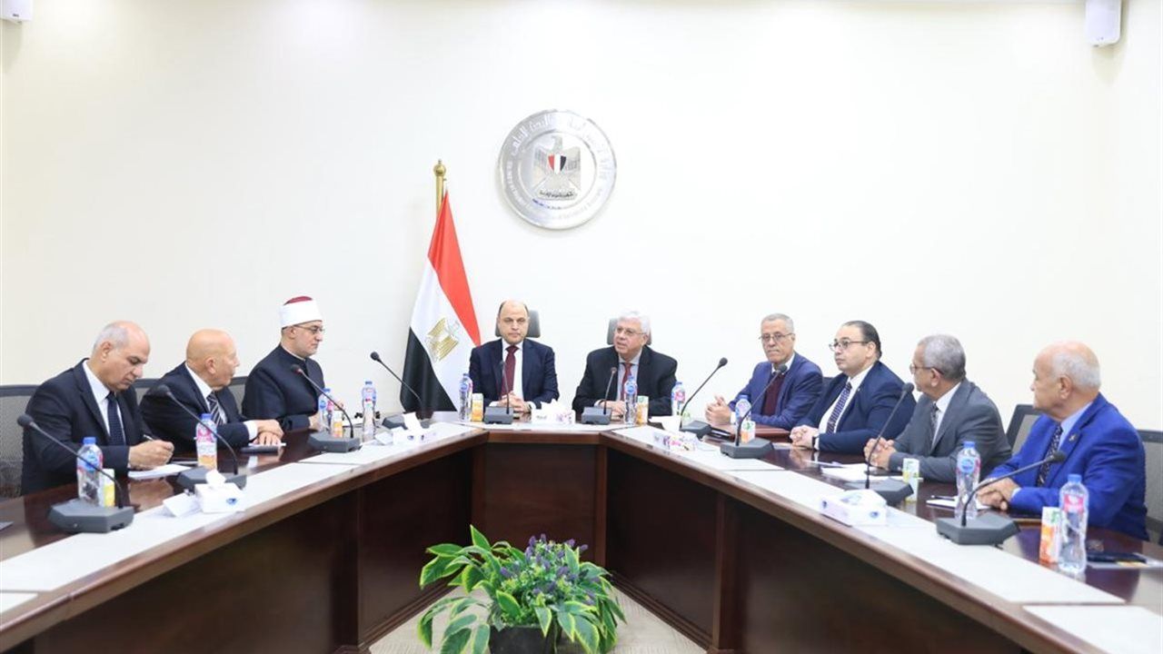 بالتشكيل الجديد.. انعقاد الجلسة الإجرائية لجامعة كفر الشيخ الأهلية
