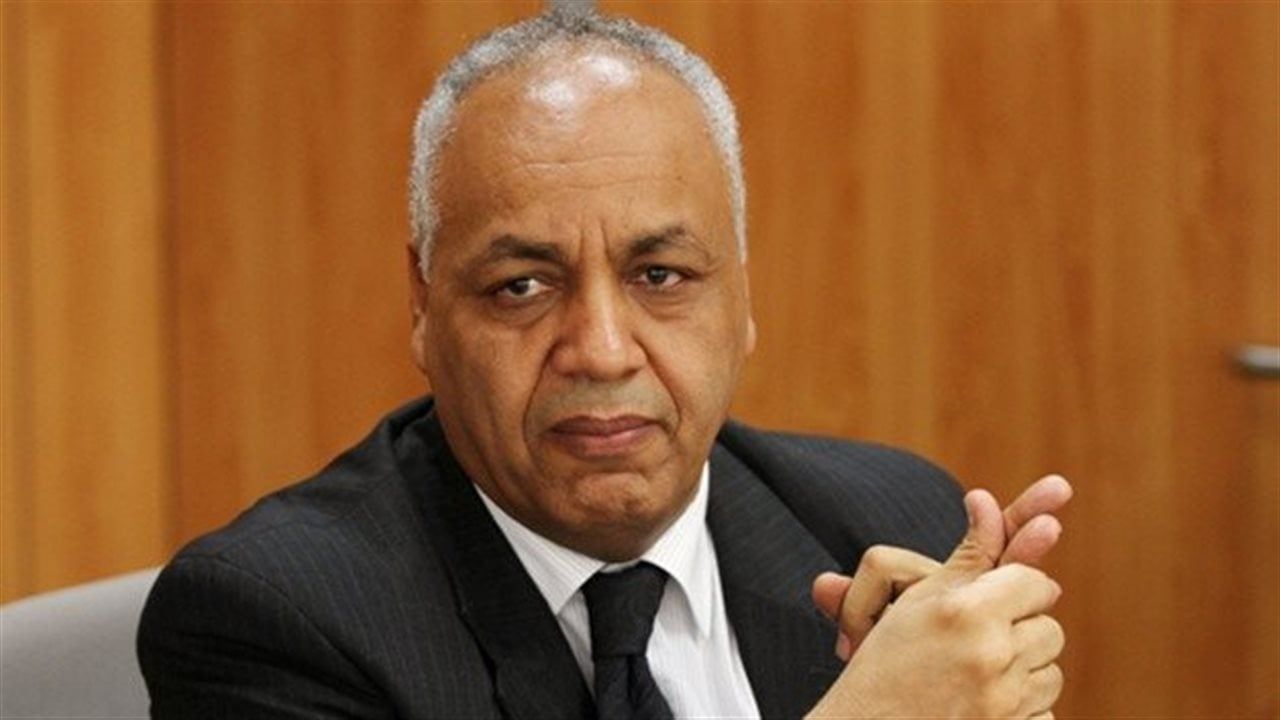 مصطفى بكرى: الدولة المصرية تتحرك لدعم الشعب اللبنانى فى مواجهة الأزمة الإنسانية
