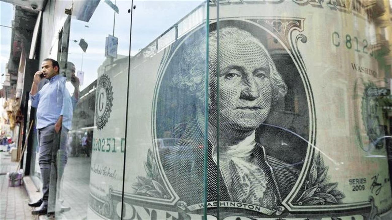 كم سعر الدولار اليوم الجمعة في بنك مصر والبنك الأهلي وCIB؟