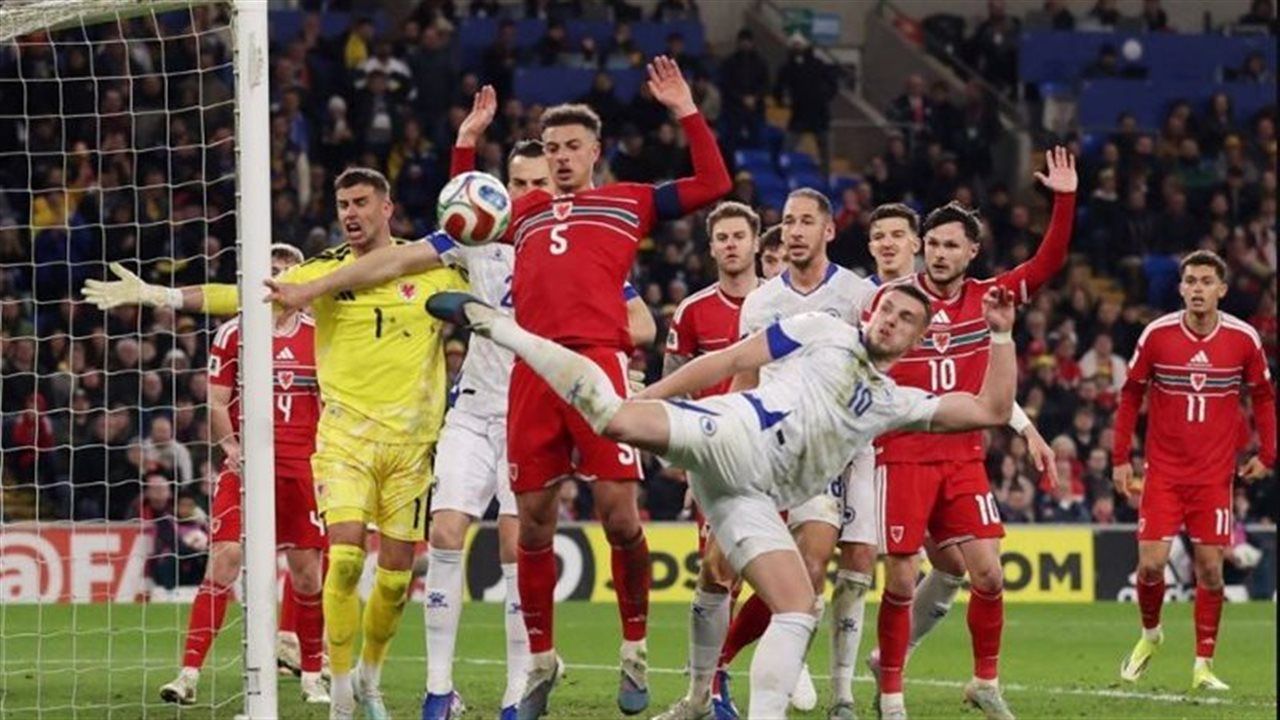 البوسنة والهرسك تتجاوز ويلز بركلات الترجيح وتضرب موعدًا مع إيطاليا فى نهائى الملحق الأوروبى