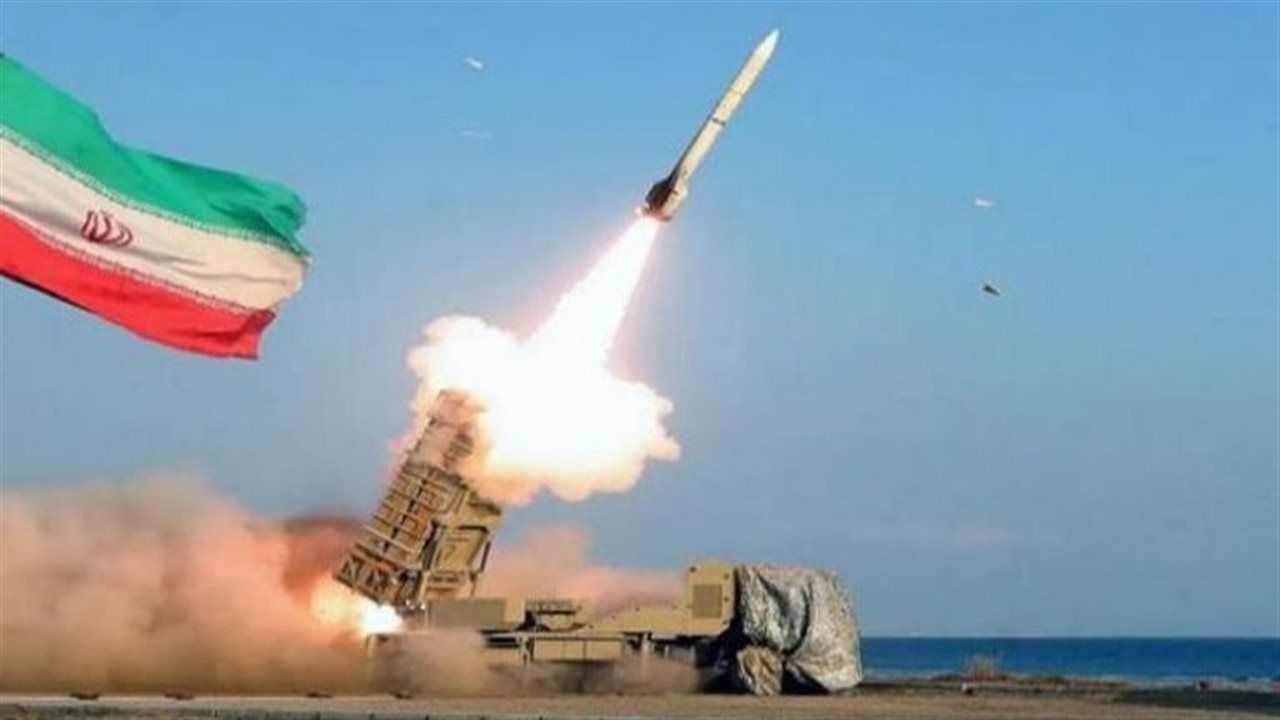 الحرس الثوري يدعو المدنيين في المنطقة للابتعاد عن مناطق انتشار القوات الأمريكية