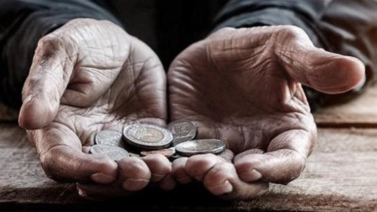 حبس وغرامة.. ما عقوبة المتسولين في مصر؟