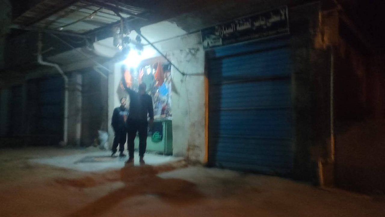 حملات مكثفة بمركز ومدينة الدلنجات لفرض مواعيد غلق الورش