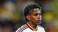 قلق في برشلونة.. طلب عاجل بشأن مشاركة لامين يامال أمام منتخب مصر