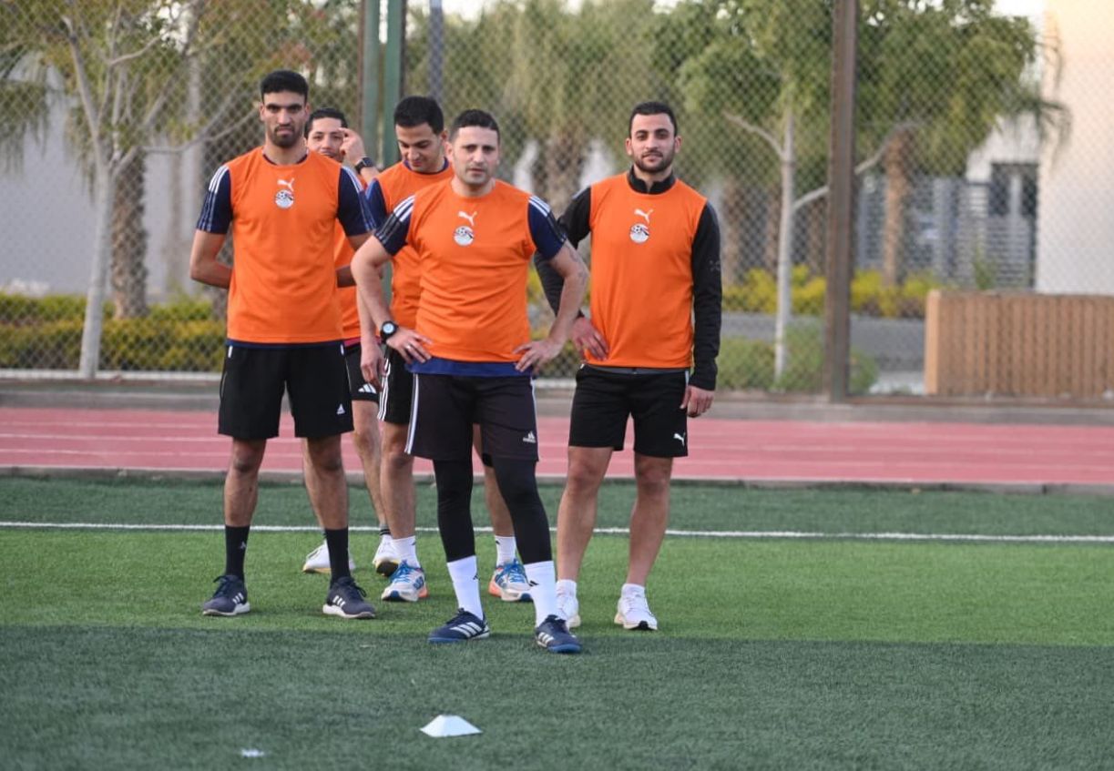 أوسكار رويز يشرف على معسكر تطوير حكام دوري نايل
